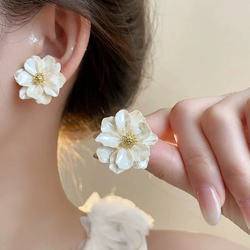 Vivienne Earrings
