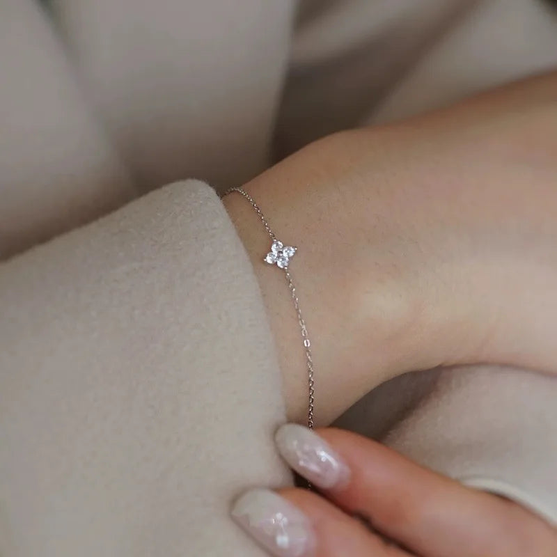 Luna Necklace