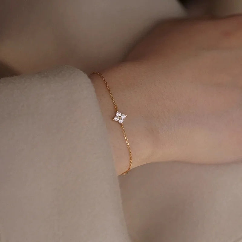 Luna Necklace