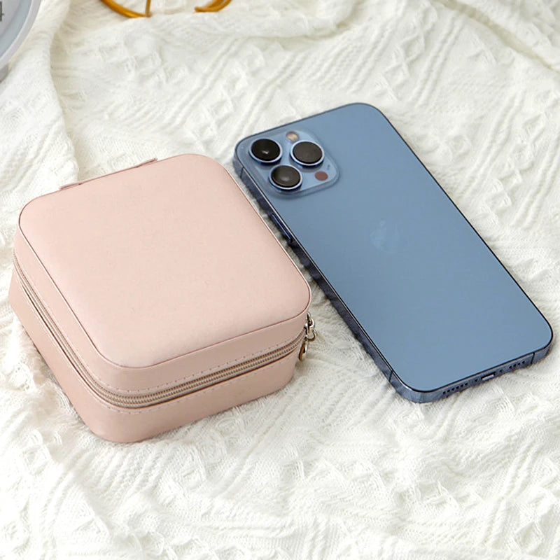 The Voyage Jewelry Case